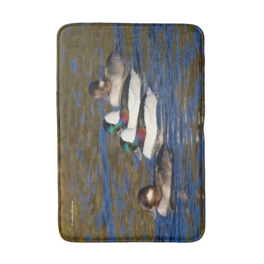 Meine Enten in einer Reihe bekommen: Vier Büfetts Badematte (Vorderseite Vertikal)