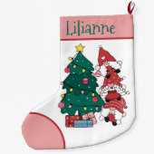 Meine ersten Weihnachten Personalisierten Gnomen Großer Weihnachtsstrumpf (Rückseite)