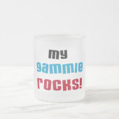 Meine Gammie Rocks T-Shirts und Geschenke Mattglastasse (Mittel)