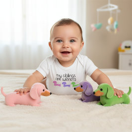 Meine Geschwister sind Dackeln Hunde | Babyduschge Baby Strampler