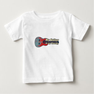 Meine Gitarre ist meine Therapie. vintage rot und Baby T-shirt