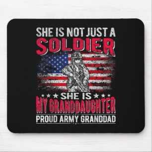 Meine Großtochter, meine Soldlerin, Proud Army Gra Mousepad