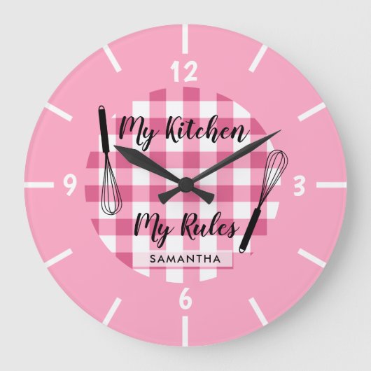 Meine Küche Meine Regeln Rosa Gingham Bauernhof Große Wanduhr (Vorderseite)