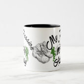 MEINE LEIDUNG ist Wandern, Berge, Wanderstiefel Zweifarbige Tasse (Mittel)