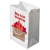 Meine Liebe-Trophäen in Schachtel voller Valentinh Mittlere Geschenktüte (Vorderseite Schrägansicht)