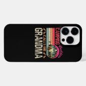 Meine Lieblings-Camping-Buddies nennen mich Oma Vi iPhone Hülle (Rückseite (Horizontal))