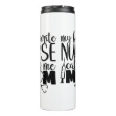 Meine Lieblings-Krankenschwester nennt mich Mama - Thermosbecher (Rückseite)