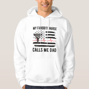 Meine Lieblings-Krankenschwester nennt mich Vater Hoodie