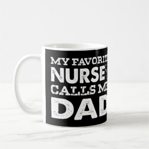 Meine Lieblings-Krankenschwester nennt mich Vater Kaffeetasse