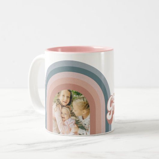 Meine Lieblings-Leute nennen mich Oma Rainbow-Foto Zweifarbige Tasse (Vorderseite Links)