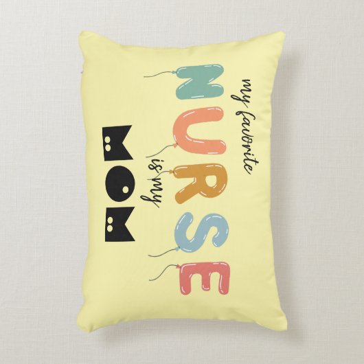 Meine Lieblingsnahrung ist die Typografie meiner M Dekokissen (Vorderseite(Vertikal))