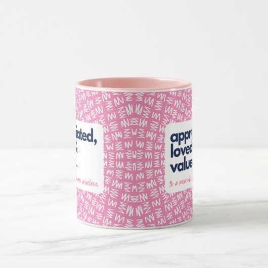 Meine Mama ist unschätzbar, liebevoll und wertvoll Tasse (Zentrum)