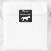 Meine neue Reise zur Arbeit bei Pferdefreude Quadratischer Aufkleber (Tasche)