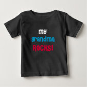 Meine Oma Rocks Baby T-shirt (Vorderseite)