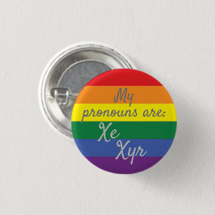 Meine Pronomen sind: Xe Xyr - Regenbogenflagge Button