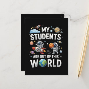 Meine Schüler sind in dieser Weltraumwelt unterweg Feiertagspostkarte