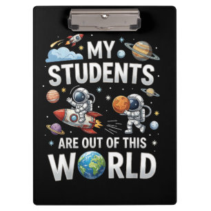 Meine Schüler sind in dieser Weltraumwelt unterweg Klemmbrett