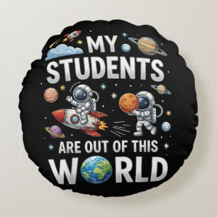 Meine Schüler sind in dieser Weltraumwelt unterweg Rundes Kissen
