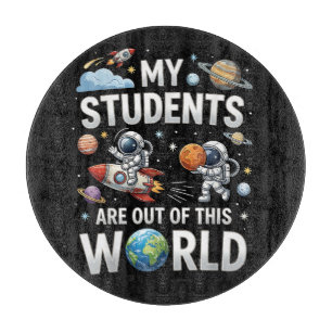 Meine Schüler sind in dieser Weltraumwelt unterweg Schneidebrett