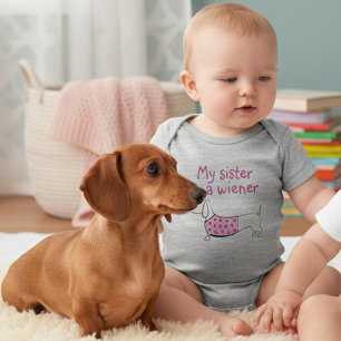 Meine Schwester ist Dackel Dog Baby Outfit Strampler