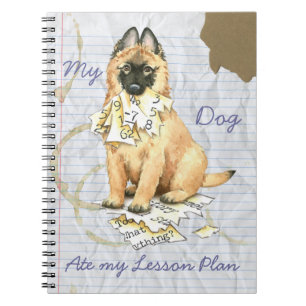 Meine Tervuren Ate meinen Lektionsplan Notizblock