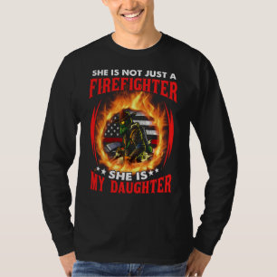 Meine Tochter ist Firefighter Thin Red Line Proud  T-Shirt