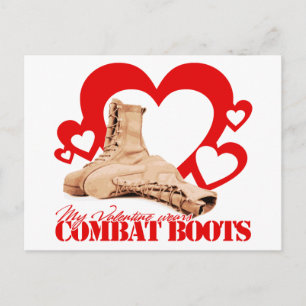Meine Valentine trägt Kampfstiefel Feiertagspostkarte