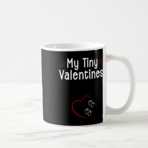 Meine winzigen Valentins-Zwillinge durch Schwanger Kaffeetasse