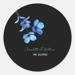 Melancholische Schwarz & Blau Florale Wir Haben Un Runder Aufkleber
