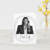 Melania Trump - Foto zur Einweihung der First Lady Karte (Gelbe Blume)