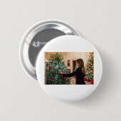 Melania-Trumpf, der Weihnachtsbaum verziert Button (Vorne & Hinten)