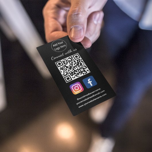 Melden Sie sich mit Social Media QR Code an | Mit Visitenkarte