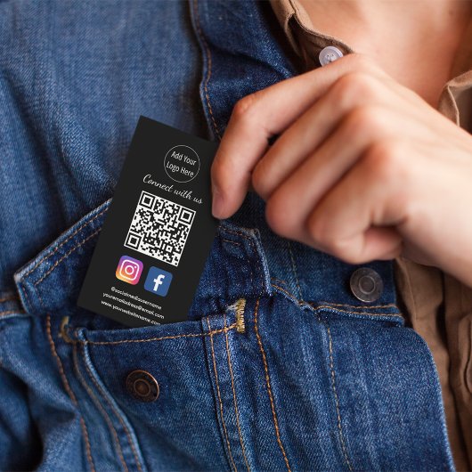 Melden Sie sich mit Social Media QR Code an | Mit Visitenkarte