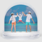 Mele Kalikimaka Beach Family Photo Christmas Schneekugeln (Rückseite)