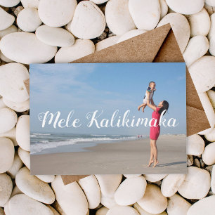 Mele Kalikimaka Chic Typografy Simple Beach Foto Feiertagskarte