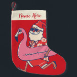 Mele Kalikimaka Santa Flamingo Christmas Abaway Kleiner Weihnachtsstrumpf<br><div class="desc">Hast du vor, zu Weihnachten nach Hawaii zu reisen? Vergessen Sie nicht, den Einheimischen ein frohes Weihnachtsfest mit diesem lustigen und einzigartigen tropischen Abschlag für die Weihnachtszeit zu wünschen. Mit der Phrase Mele Kalikimaka, was frohe Weihnachten bedeutet. Das perfekte Geschenk für jeden, der zu Weihnachten in Hawaii Urlaub macht oder...</div>