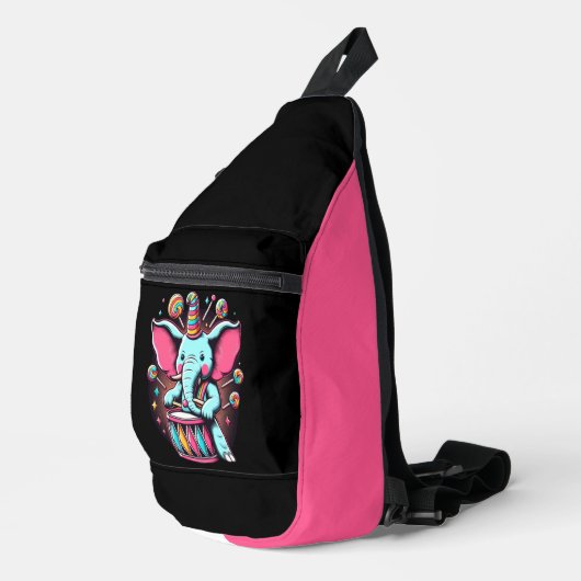Melodic Pachyderm Crossbody Bag (Rechte Ecke)