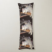 Melodic White Rat Body Pillow – Elegant Design Seitenschläferkissen (Rückseite (Vertikal))