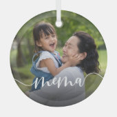 Mema Grandma Script Overlay Ornament Aus Glas (Vorderseite)