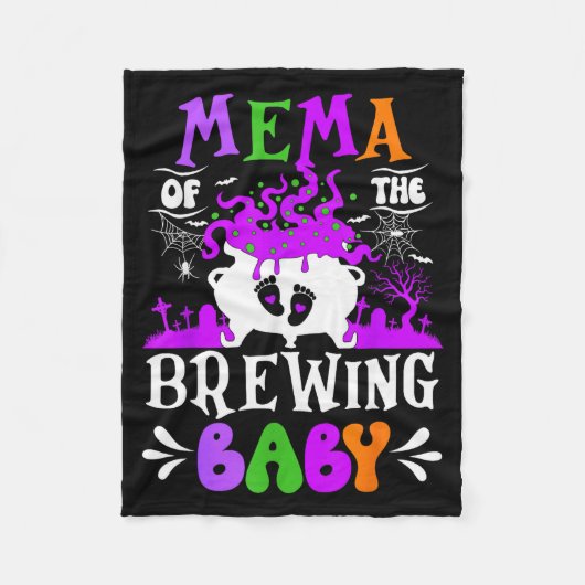 Mema Of The Brewing Baby Grandma To Be Halloween  Fleecedecke (Vorderseite)
