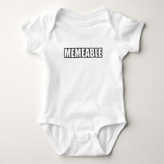 MEMEABLE BABY STRAMPLER (Vorderseite)