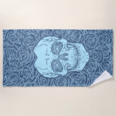 Memento Mori! Schädel und Rose, handgezeichnet Strandtuch (Vorderseite)