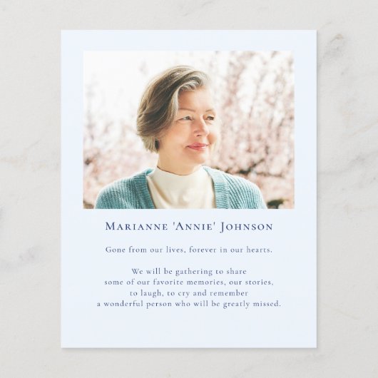 Memorial Blue Floral Feier des Lebens (Rückseite)