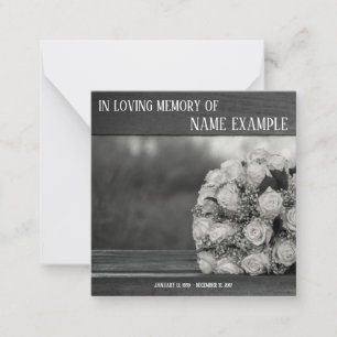 Memorial Cards Ein Strauß mit weißen Rosen-Monochr Mitteilungskarte