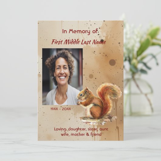 Memorial keepsake Cute Red Squirrel Einladung (Stehend Vorderseite)