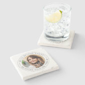 Memorial Loved Beyond Words Elegantes Chic Foto Steinuntersetzer (Seitenansicht)