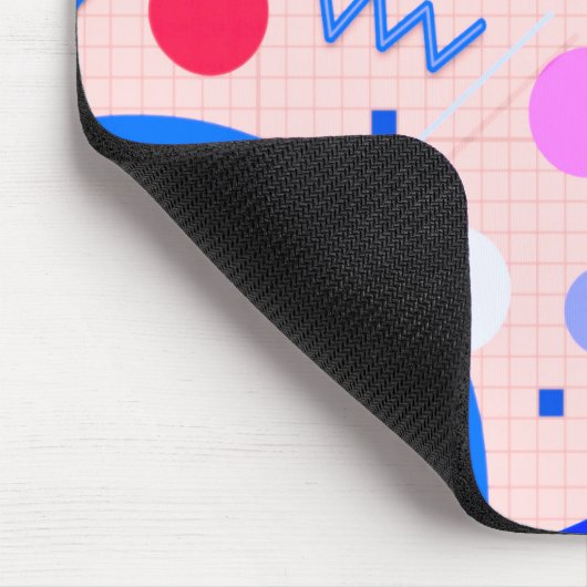 Memphis #82 Sangria Mousepad (Ecke)