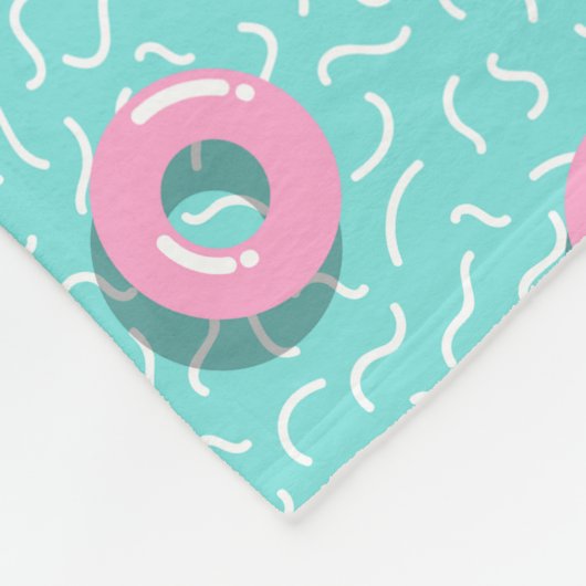 Memphis Polka Hoops Fleecedecke (Ecke)