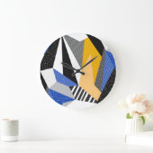 Memphis Style: Creative Geometric Collage. Große Wanduhr (Zuhause)