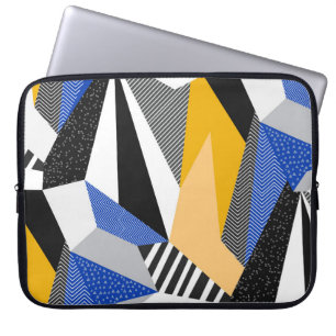 Memphis Style: Creative Geometric Collage. Laptopschutzhülle